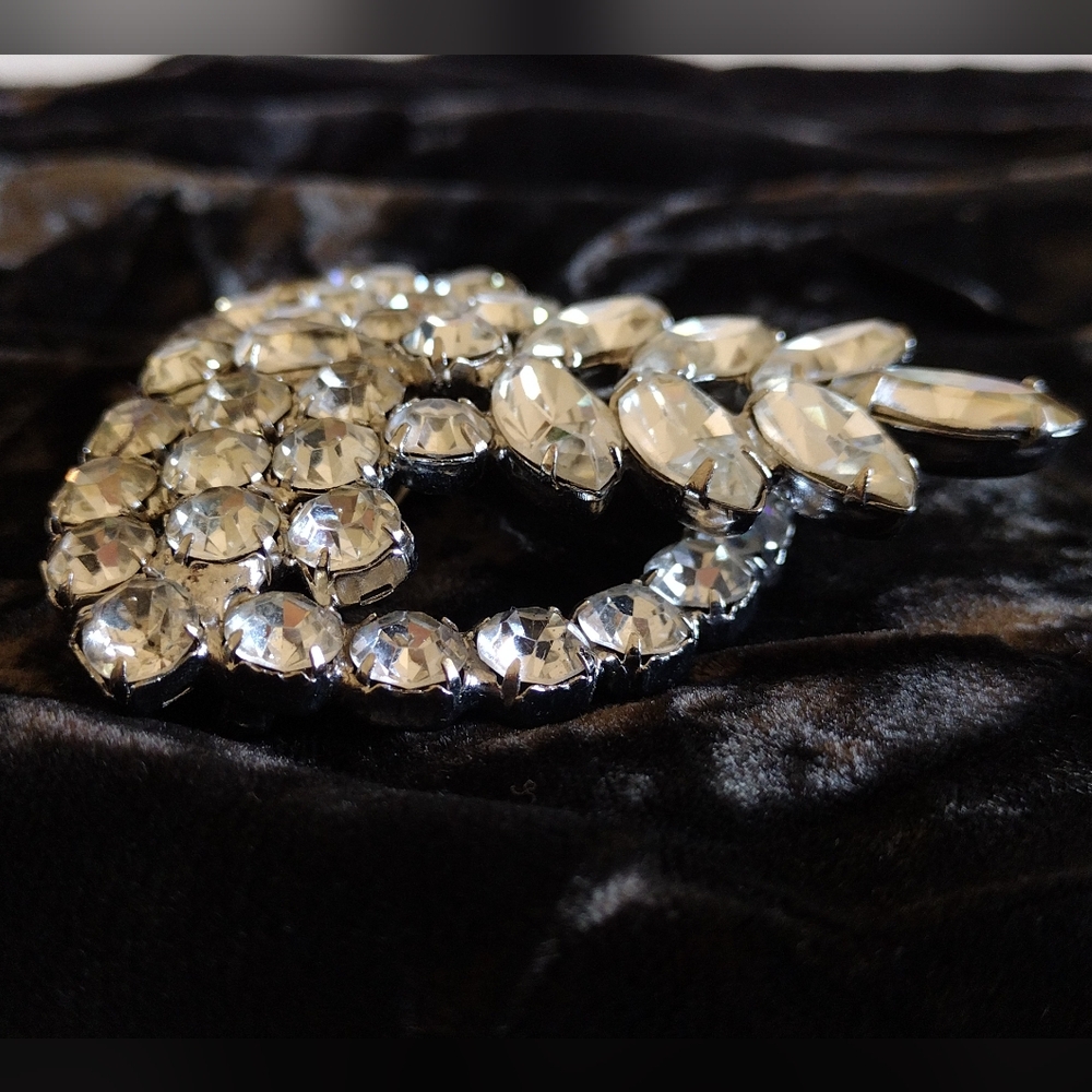 1950s Clear Rhinestone Brooch Large - Picture 5 of 13